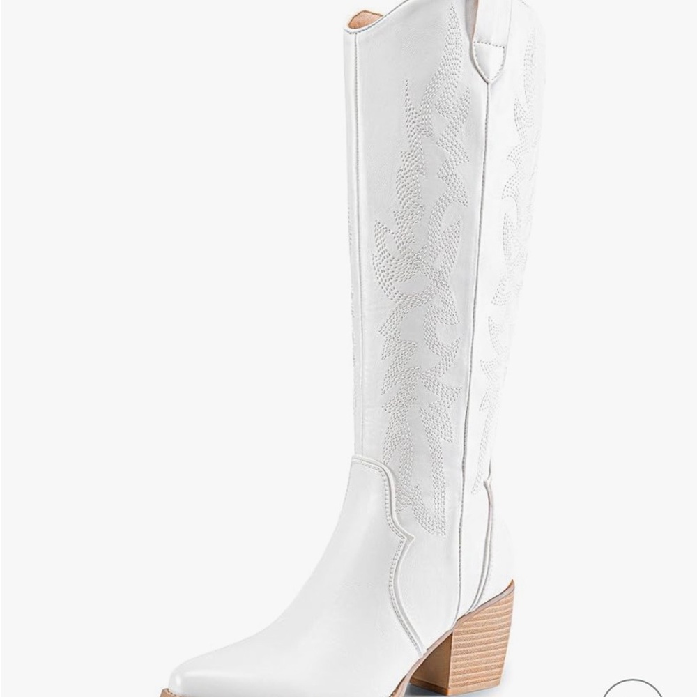 Elegant White Knee-High Women's Boots